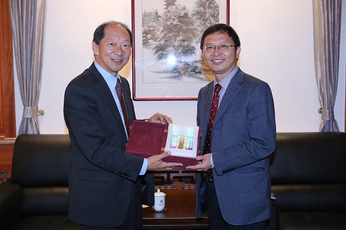 9N6A0331.JPG 9N6A0331.JPG