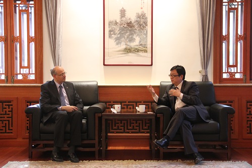 IMG_2606.JPG IMG_2606.JPG