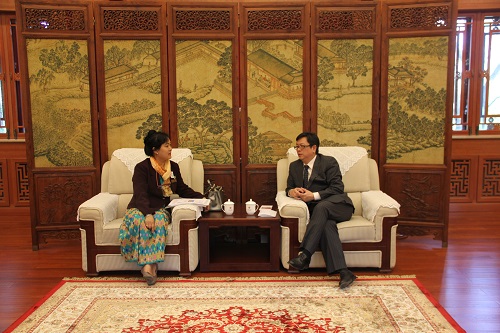 IMG_2588.JPG IMG_2588.JPG