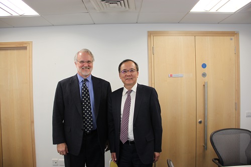 林建华校长与LSE校长克雷格__卡尔霍恩合影.JPG 林建华校长与LSE校长克雷格__卡尔霍恩合影.JPG