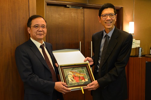 林建华校长会见新加坡国立大学陈祝全校长.JPG 林建华校长会见新加坡国立大学陈祝全校长.JPG