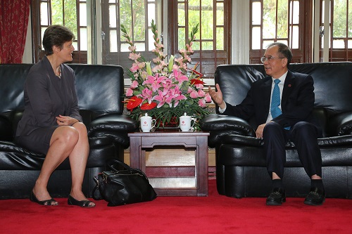 图片二.JPG 图片二.JPG