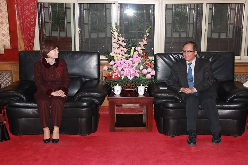 IMG_0222.JPG IMG_0222.JPG