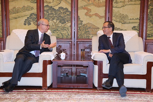 C11A9239.JPG C11A9239.JPG