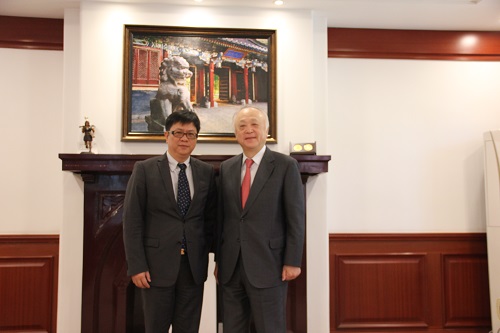 来访活动合照.jpg 来访活动合照.jpg