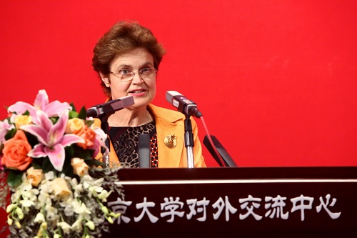 9N6A4422_缩小大小.JPG 9N6A4422_缩小大小.JPG