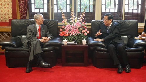 郝书记.JPG 郝书记.JPG