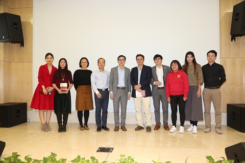 嘉宾合影.JPG 嘉宾合影.JPG